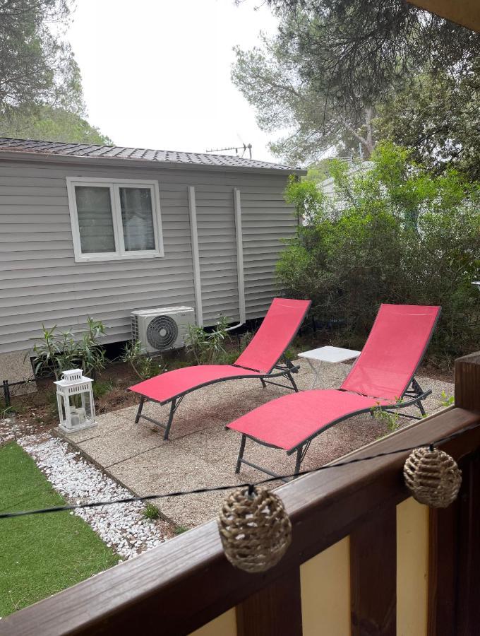 Camping Oasis Village Puget-sur-Argens Esterno foto