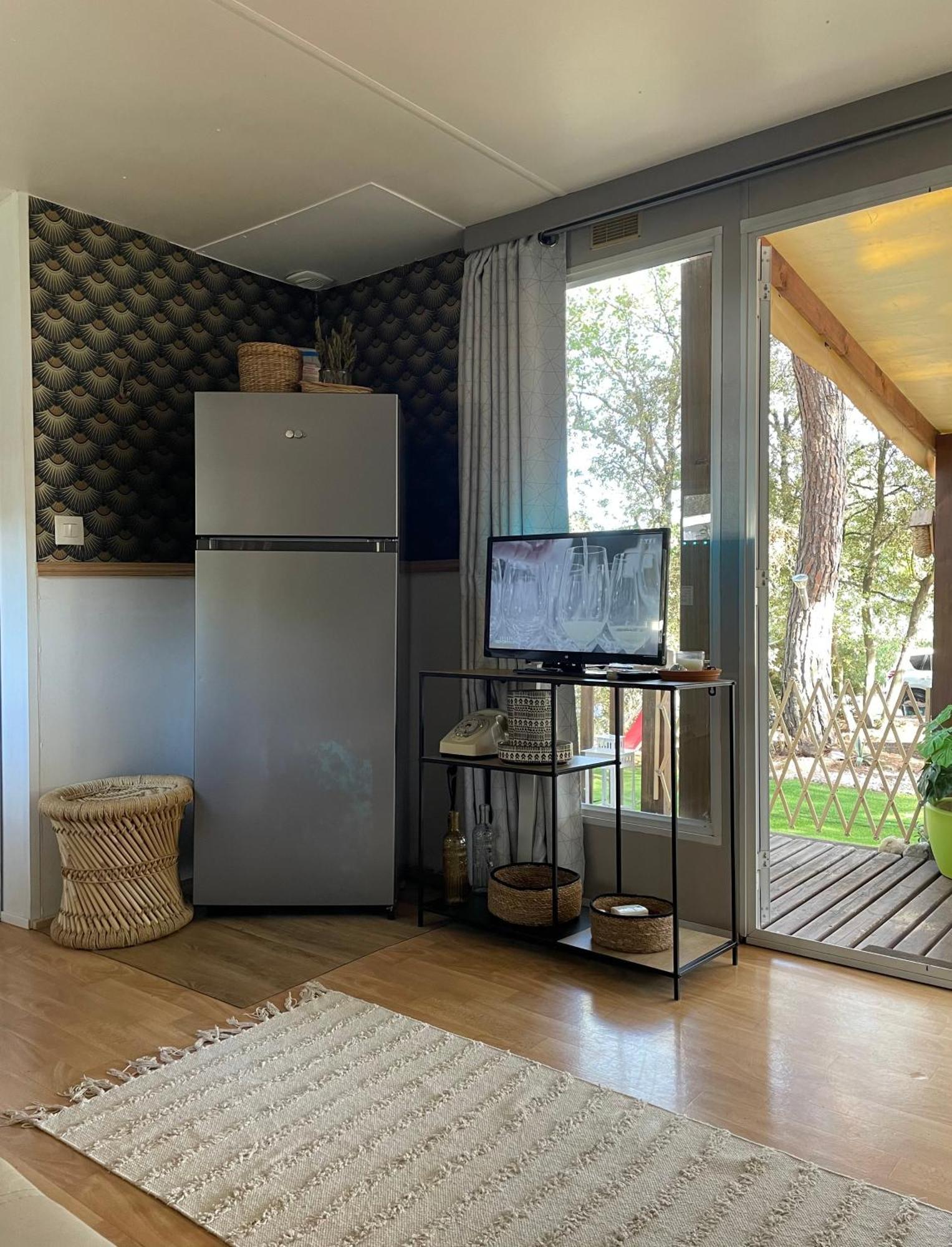 Camping Oasis Village Puget-sur-Argens Esterno foto